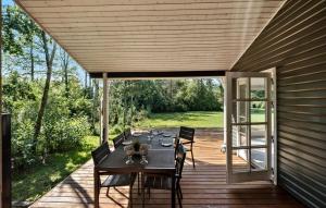 3 Bedroom Lovely Home In Hals