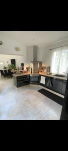 Maisons de vacances Plage a pieds Oleron : Maison 3 Chambres 