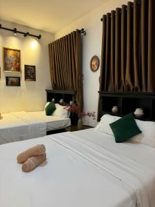 Refined Boutique Studio, Hoan Kiem