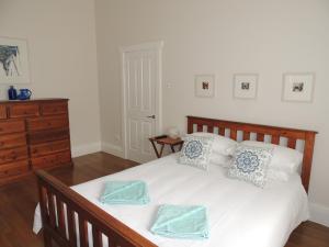 Glenelg - Marina Retreat