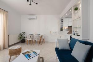 Prelude 2BR Apartment Naxos Town Center Near Beach