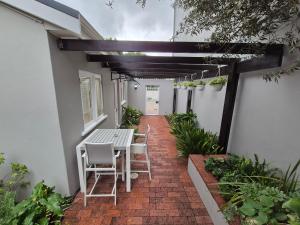 Striped Horse Guest House