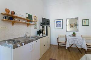 Old Town Port Apartments