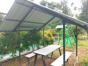 Kadaleevanam Yoga Academy