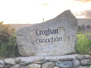 Peace Apartment with Views near Gorey