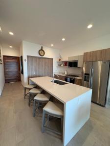 Family-Friendly Oceanview Retreat Resort Access