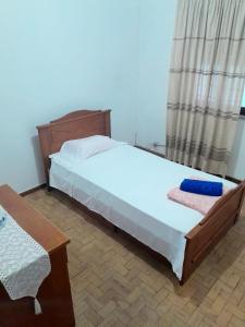 Lisbon for 1 person near airport room private