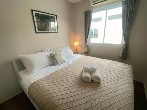 Private Pool Villa - Near Charoen Sri Fresh Market - Baan Hug Ubon, Warinchamrap