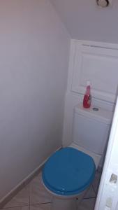 T3 spacieux proche gare Montargis Wifi linges fournis