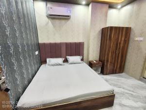 Suryavanshi Inn