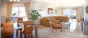 Luxury apartment residence La Joya - near to the sea