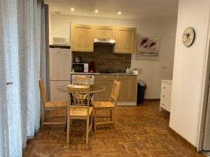 Appartements Domaine Le Rocher d Argent avec Piscine Exterieur ,Jacuzzi Interieur et Salle de jeux : photos des chambres