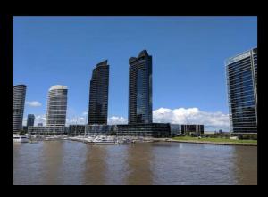 Stylish Apartment Quiet Stay Close to CBD