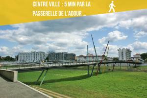 Le diamant bleu proche gare et thermes, parking