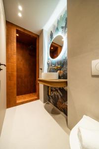 Nest by the Sea, Nilie Hospitality MGMT