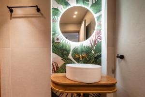 Nest by the Sea, Nilie Hospitality MGMT