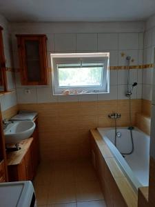 Domek v Arnoštově u Pecky