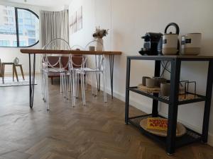 Gardens Nest with Parking