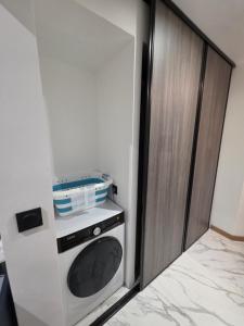 Appartements La Seyne-sur-Mer CHARMANT T3 HAUT DE GAMME ALLIANT ELEGANCE et CONFORT : photos des chambres
