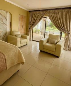 Shalom Shalom - Stylish New Stay in the Heart of Fourways