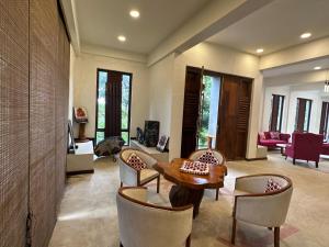 Happiness Hill house