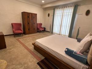 Happiness Hill house