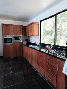 The biggest swimming pool in Sosua, frente a la piscina más grande en sosua