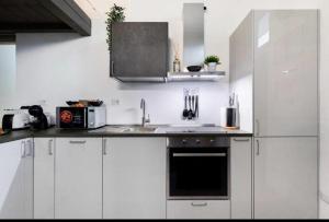 Duomo- Linate - attaccato a M4 con WiFi & AC