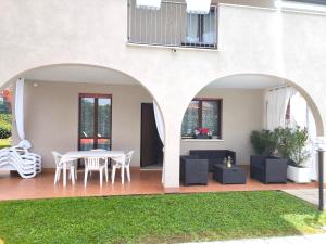 SG Family - Pastello Garda Apartment B1 - Pool & Center
