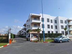 Sidi Rahal Appt raffiné, pieds dans leau