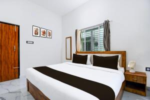 Super Collection O VIP Road Near Golden Beach