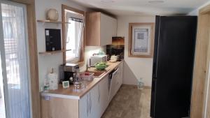 Sunrise Wellbeing mobile home for mindful, vegetarian, active rest, just 35 meters from the sea