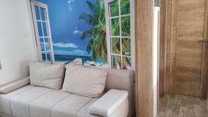 Sunrise Wellbeing mobile home for mindful, vegetarian, active rest, just 35 meters from the sea