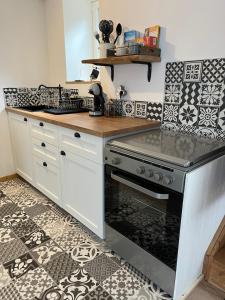 Appartements Studio avec entree independante sur un domaine de 9ha avec vue : photos des chambres