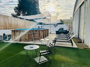 Bungalow avec piscine