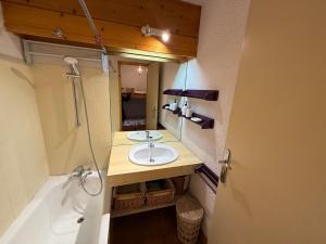 Studio-cabine 1 étoile aux Saisies, 4 personnes, balcon sud - FR-1-293-157