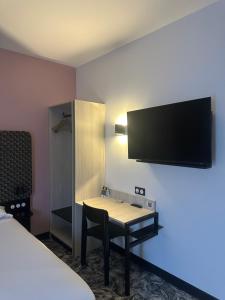 Hotels B&B HOTEL PERPIGNAN Nord Aeroport : photos des chambres