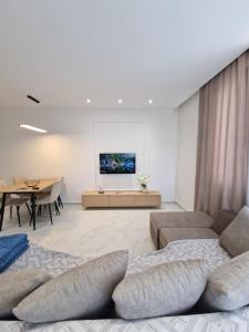 Joel Family Apartment's Golem Center