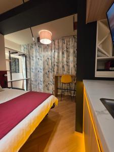 Modular Port view studio