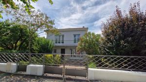 Villas Saint Georges de Didonne - MAISON a proximite du centre et de la plage : Maison 5 Chambres