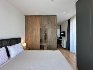 Закаты и море, уютная квартира с бассейном