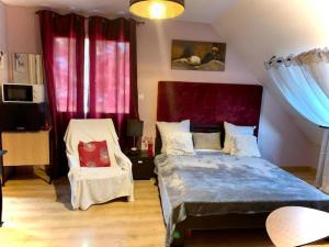 Sejours chez l'habitant Suite privative 2Chambres salle de bain prives toilettes 30 min de Paris : photos des chambres