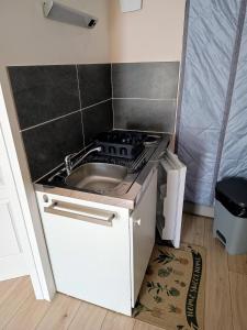 Sejours chez l'habitant Chambre privee climatisee chez particulier, WIFI : photos des chambres