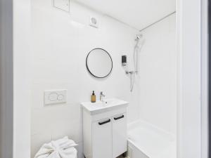 CROWN LIVING Villa Blumenau Studios, SmartTV, Parkplatz