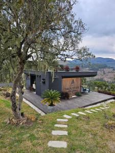 The Altitude Cabana 1374-Black