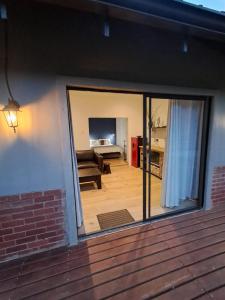 Forest View Studio Apartment