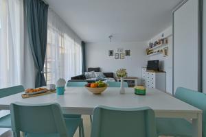 Via Sunride - Twin Maisonette Apartments by the sea