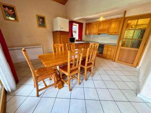 Appartements Appartement Confortable 85m² pour 6 Pers. avec Terrasse, a 300m des Pistes a St Martin de Belleville - FR-1-452-382 : photos des chambres