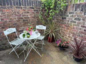 City Wall Retreat l Quiet and close to everything