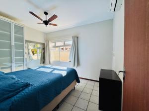 Casa dos Golfinhos - Praia de Palmas a 100m do mar